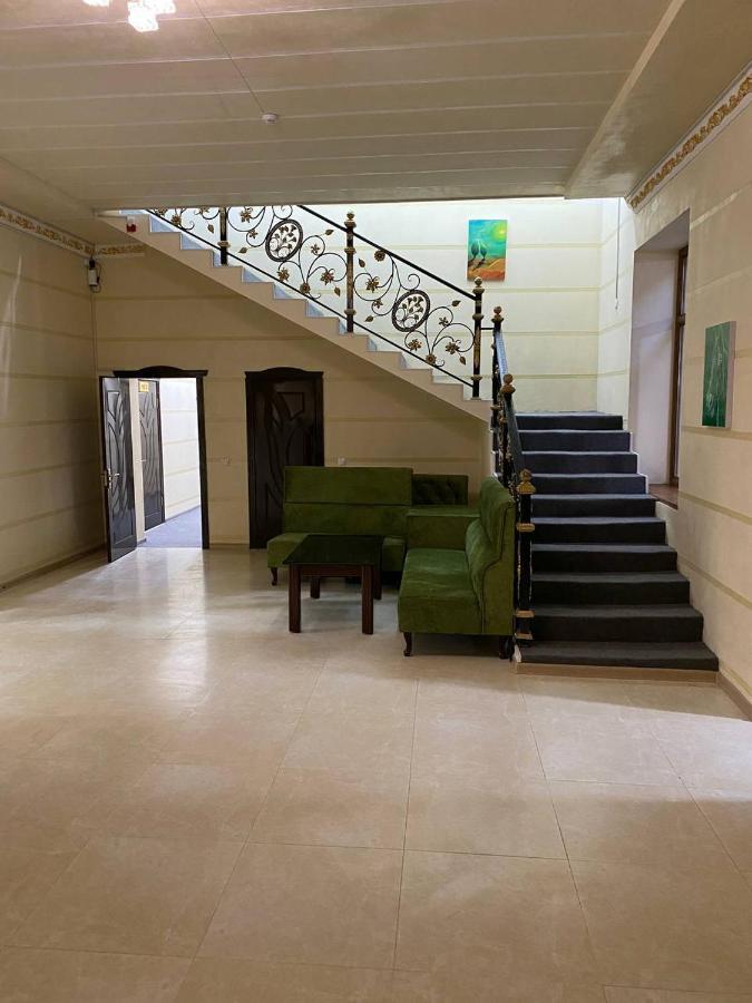 Green Apple Guest House ทาชเคนต์ ภายนอก รูปภาพ
