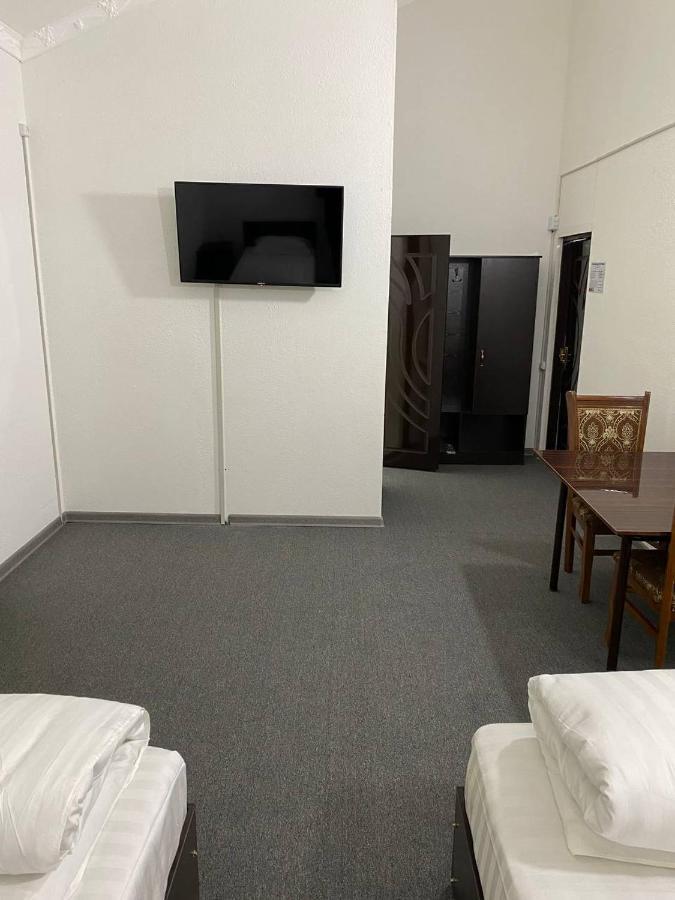 Green Apple Guest House ทาชเคนต์ ภายนอก รูปภาพ