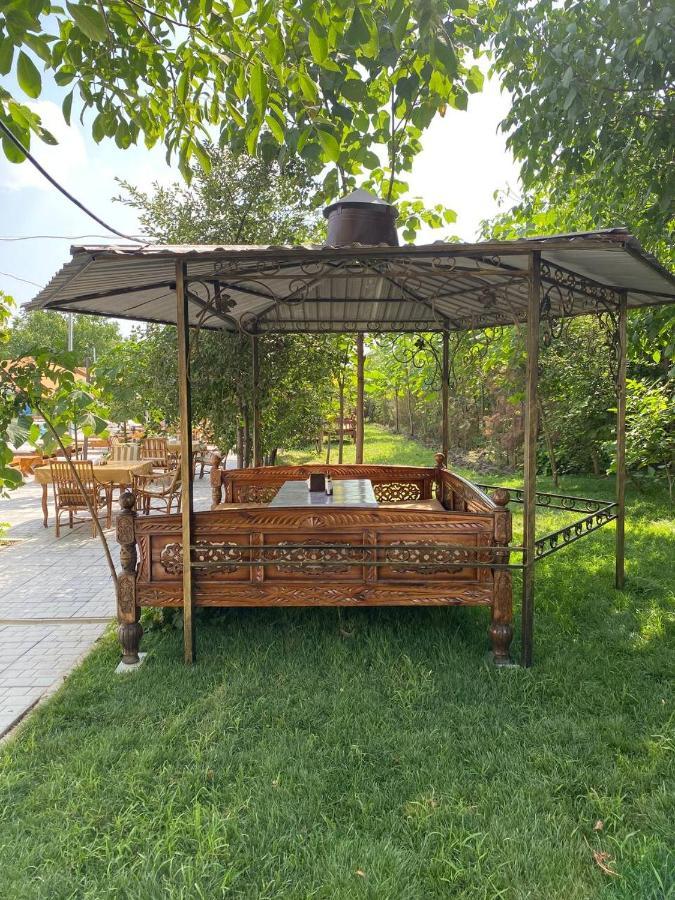 Green Apple Guest House ทาชเคนต์ ภายนอก รูปภาพ